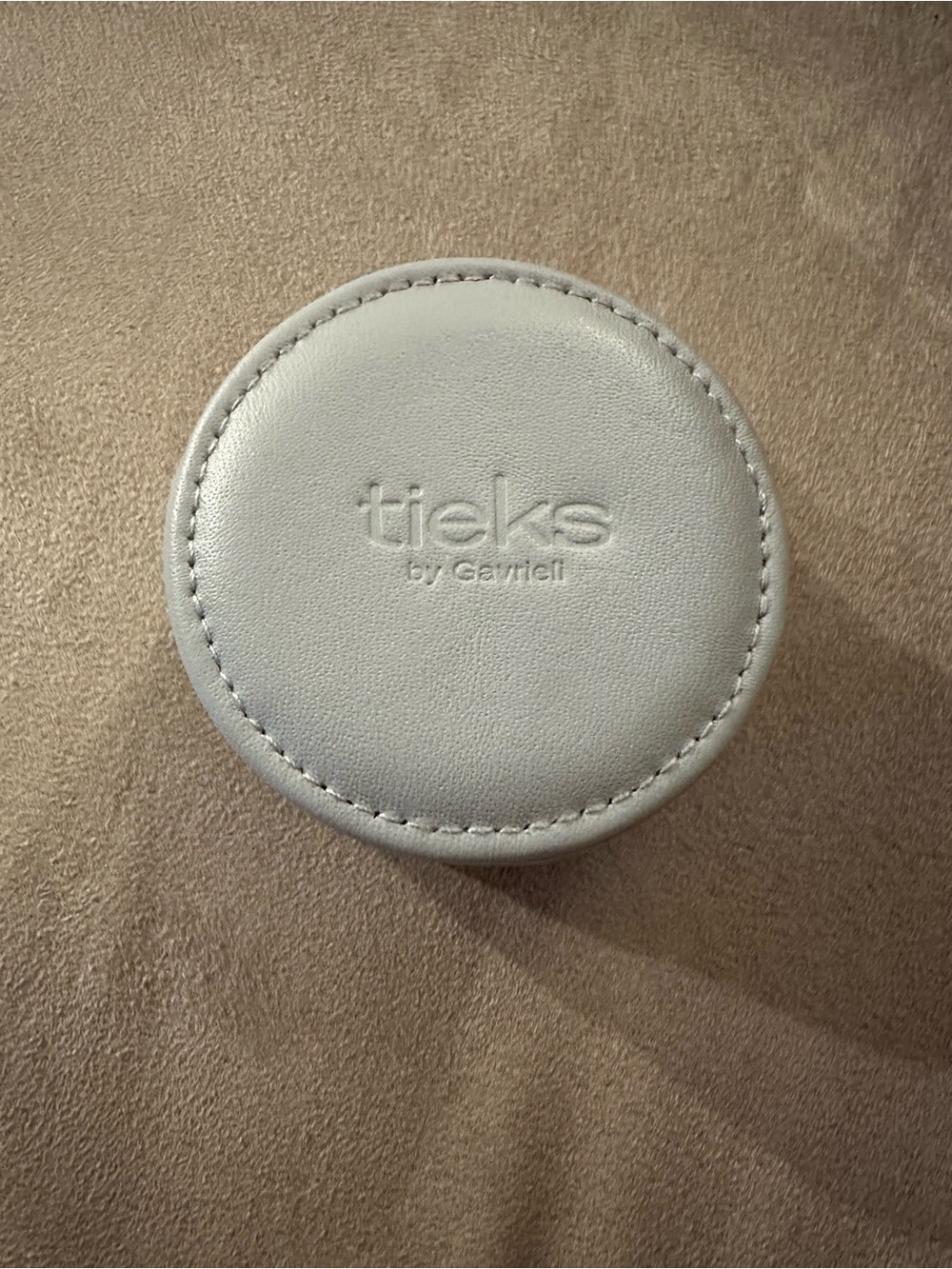 Tieks Small Round Leather Jewelry Case in Gray